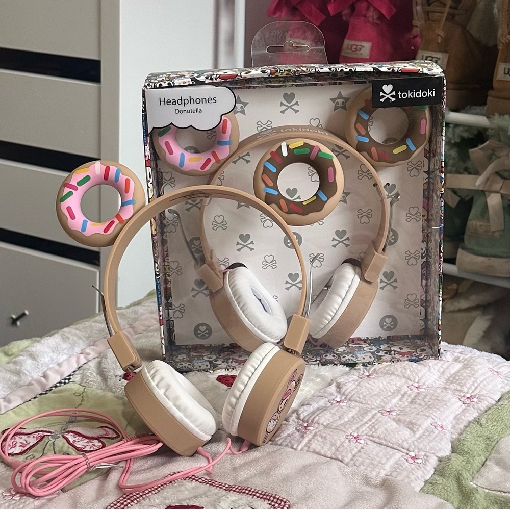 Tokidoki donutella donut ear headphones
